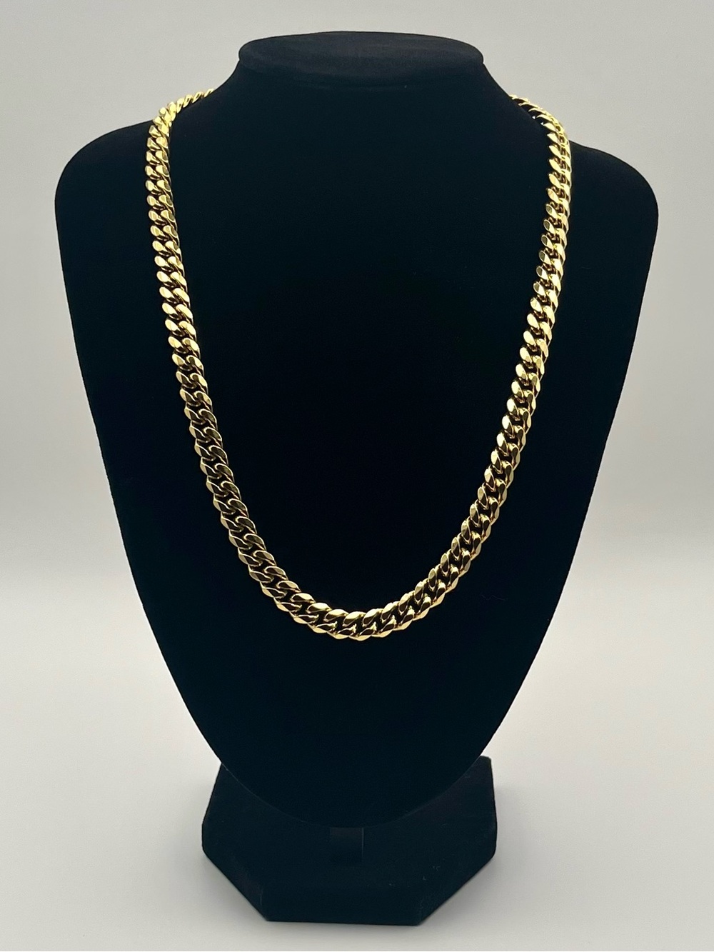 8MM Gold Cuban Link Chain Necklace 20” Stainless Steel 18K Gold Plated